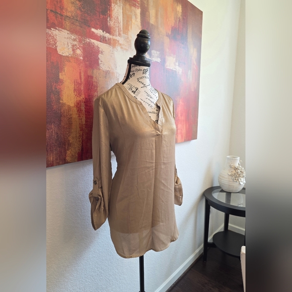 Maurices Tops - Maurices Atwood Gold Shimmer 3/4 Sleeve Popover Blouse XL